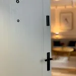 75m Dwupoziomowy Z Darmowym Parkingiem W Centrum Klodzka Апартаменты