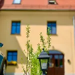 75m Dwupoziomowy Z Darmowym Parkingiem W Centrum Klodzka * Клодзко