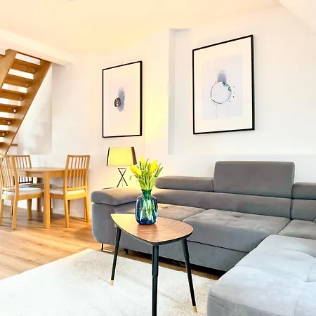 Apartament 75M Dwupoziomowy Z Darmowym Parkingiem W Centrum Klodzka * Kłodzko