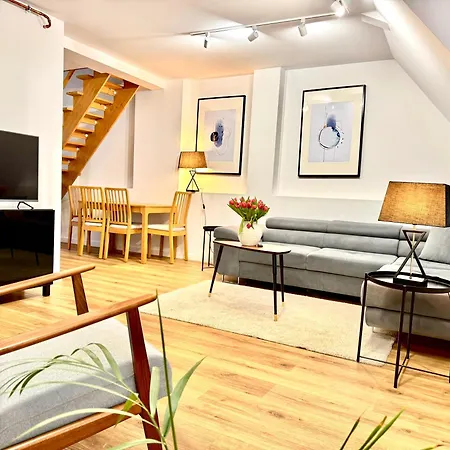 Apartament 75M Dwupoziomowy Z Darmowym Parkingiem W Centrum Klodzka Lejlighed