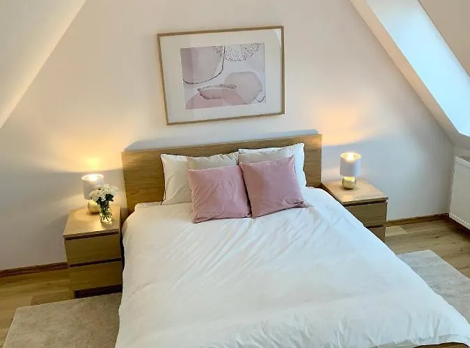 Апартаменты 75m Dwupoziomowy Z Darmowym Parkingiem W Centrum Klodzka *