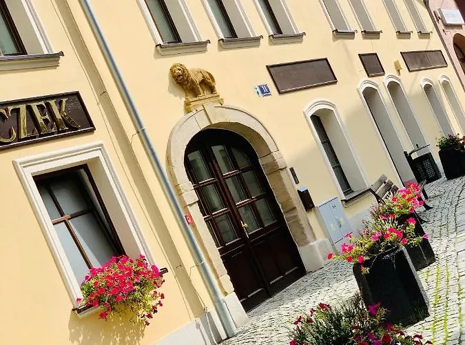 Lägenhet 75m Dwupoziomowy Z Darmowym Parkingiem W Centrum Klodzka *