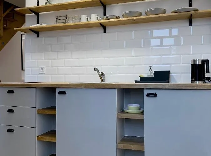 75m Dwupoziomowy Z Darmowym Parkingiem W Centrum Klodzka Апартаменты